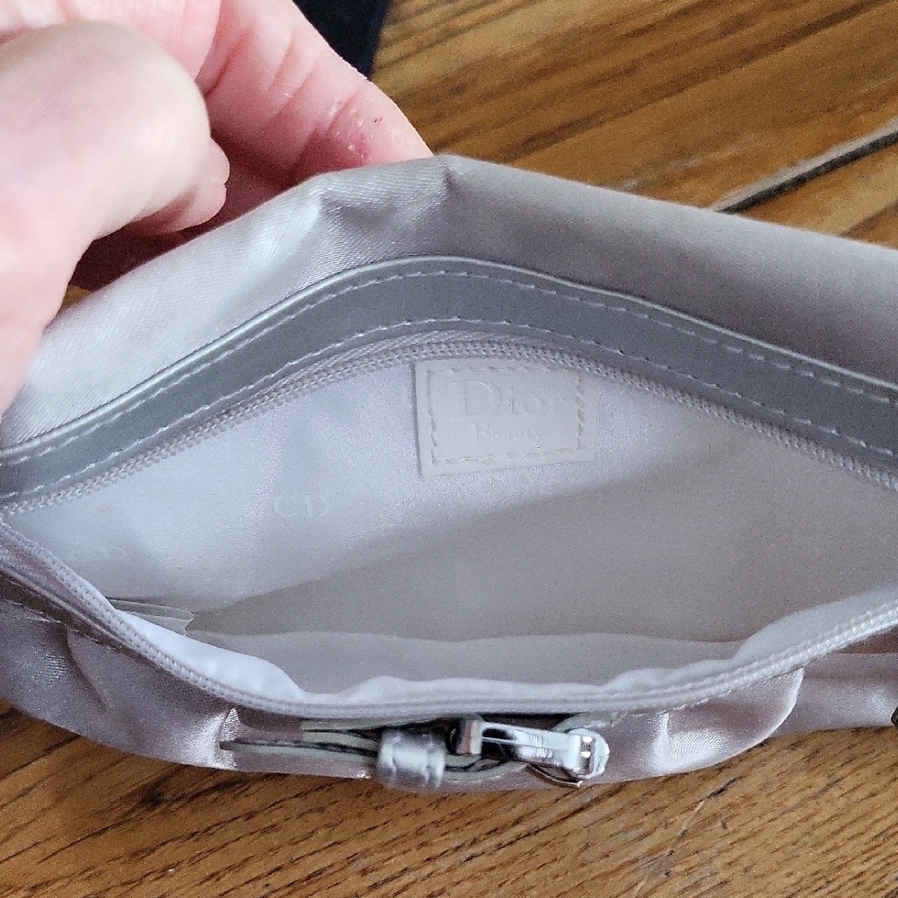 Dior Silver Beauty Pouch - Picture 6 of 6